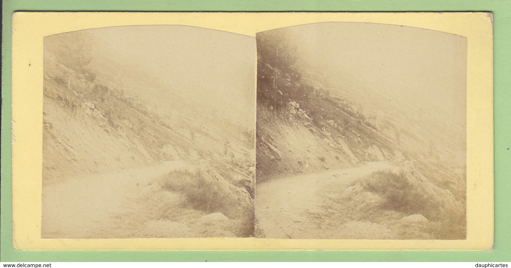 Vallée de LAUTERBRUNNEN vers 1860 - 1870 : 4 Photos Stéréoscopiques. Photo Stéréoscopique. 9 Scans.