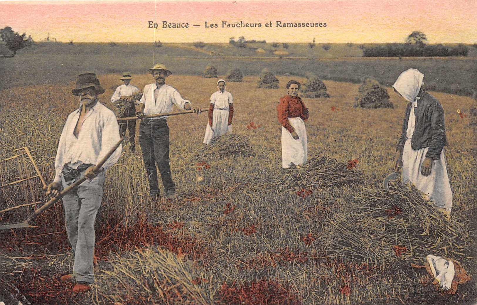 En BEAUCE  - Les Faucheurs Et Ramasseuses  - Theme Agriculture ( Eure Et Loir  28 ) - Cultures