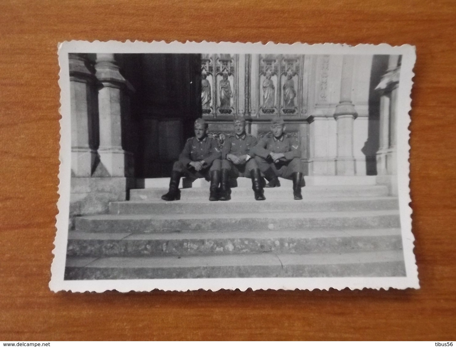 WW2 GUERRE 39 45 VERSAILLES FONTAINE STATUE DRAPEAU FLOTTANT SUR LE CHATEAU - Versailles (Castello)