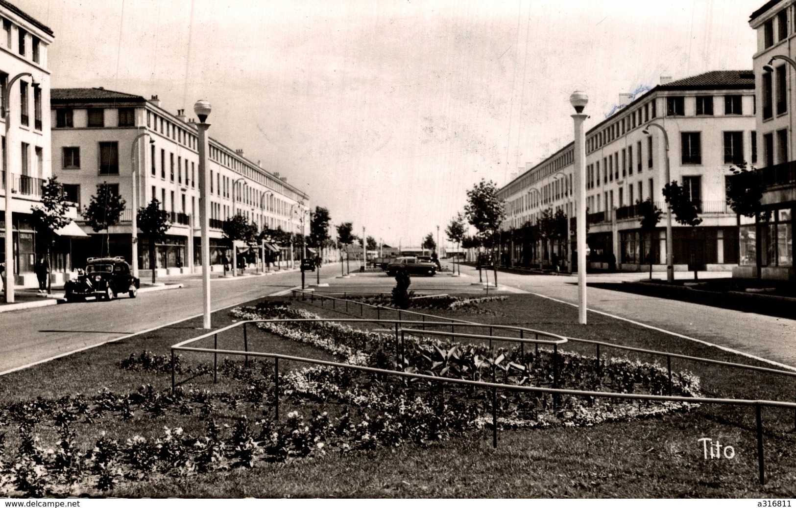 ROYAN  BOULEVARD ARISTIDE BRIAND - Royan