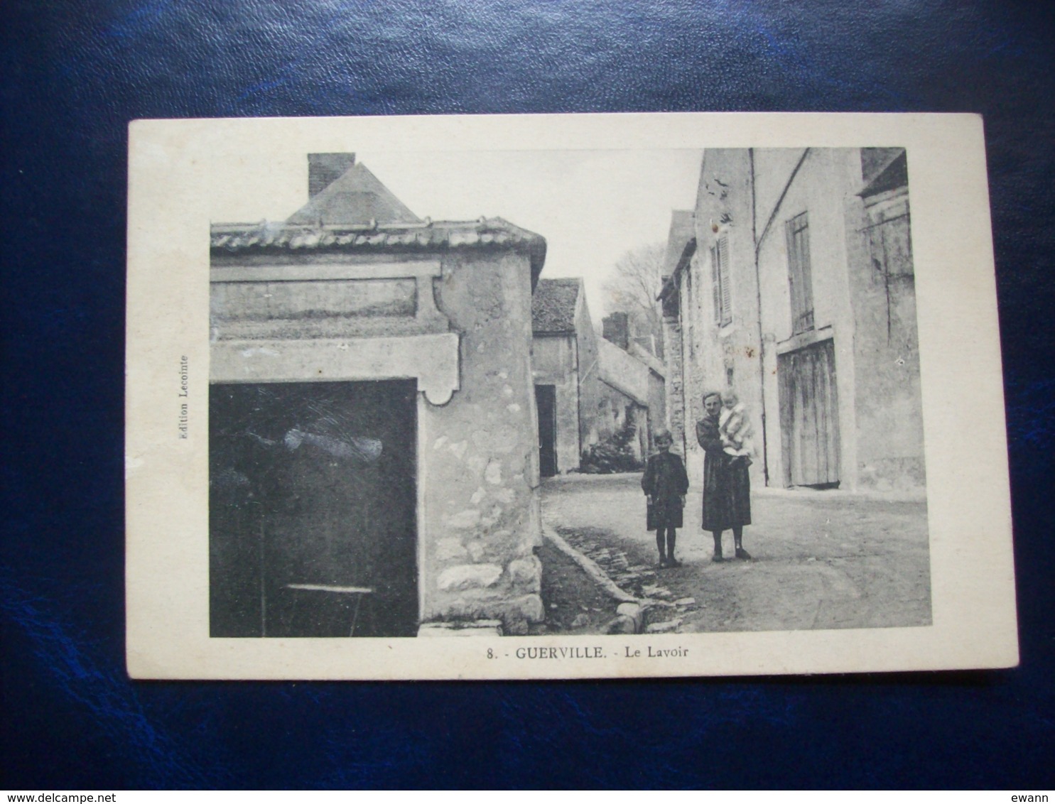 Carte Postale Ancienne De Guerville: Le Lavoir - Guerville