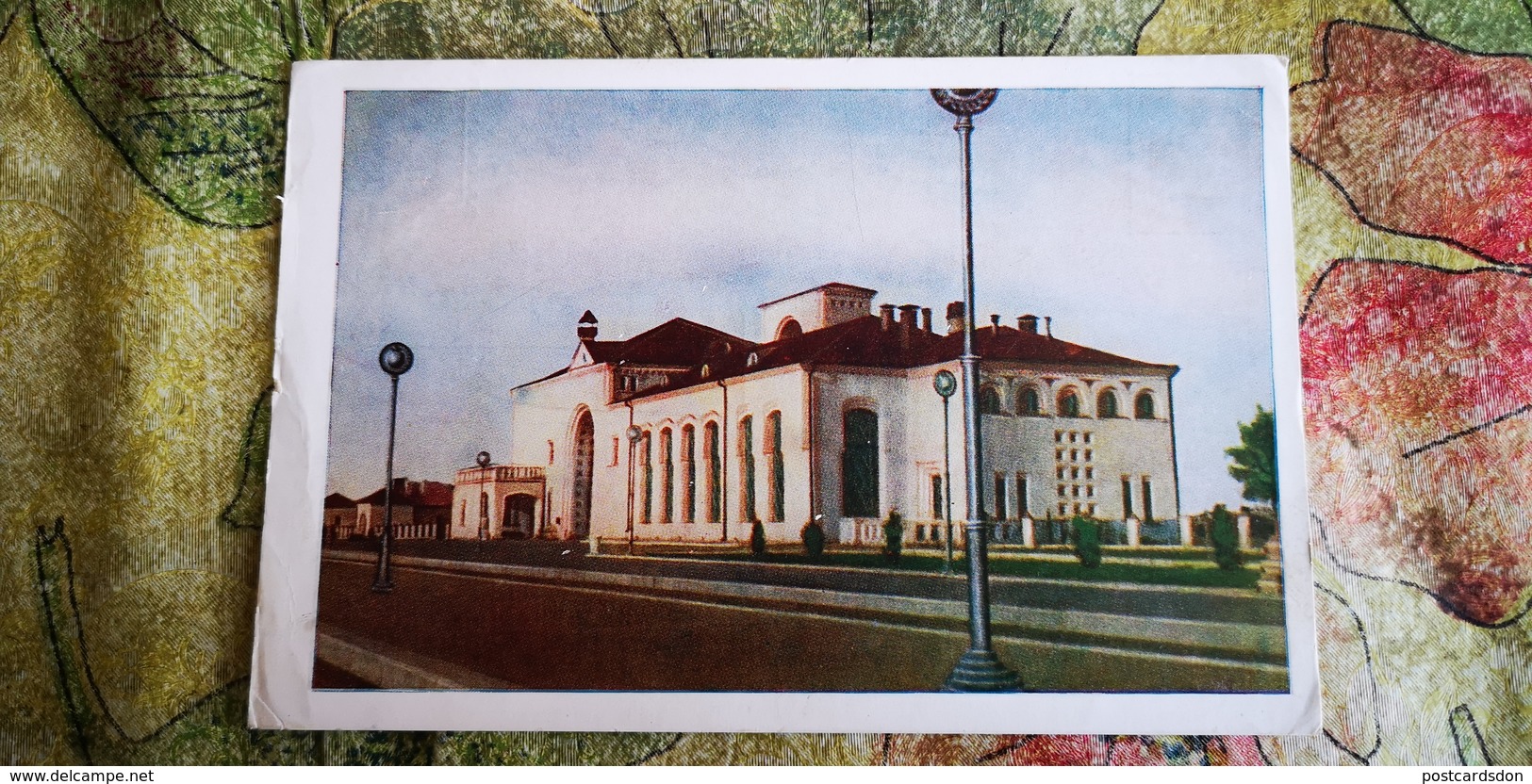 Postcard Novgorod   RAILWAY STATION - LA GARE - BAHNHOF 1958 - - Gares - Sans Trains