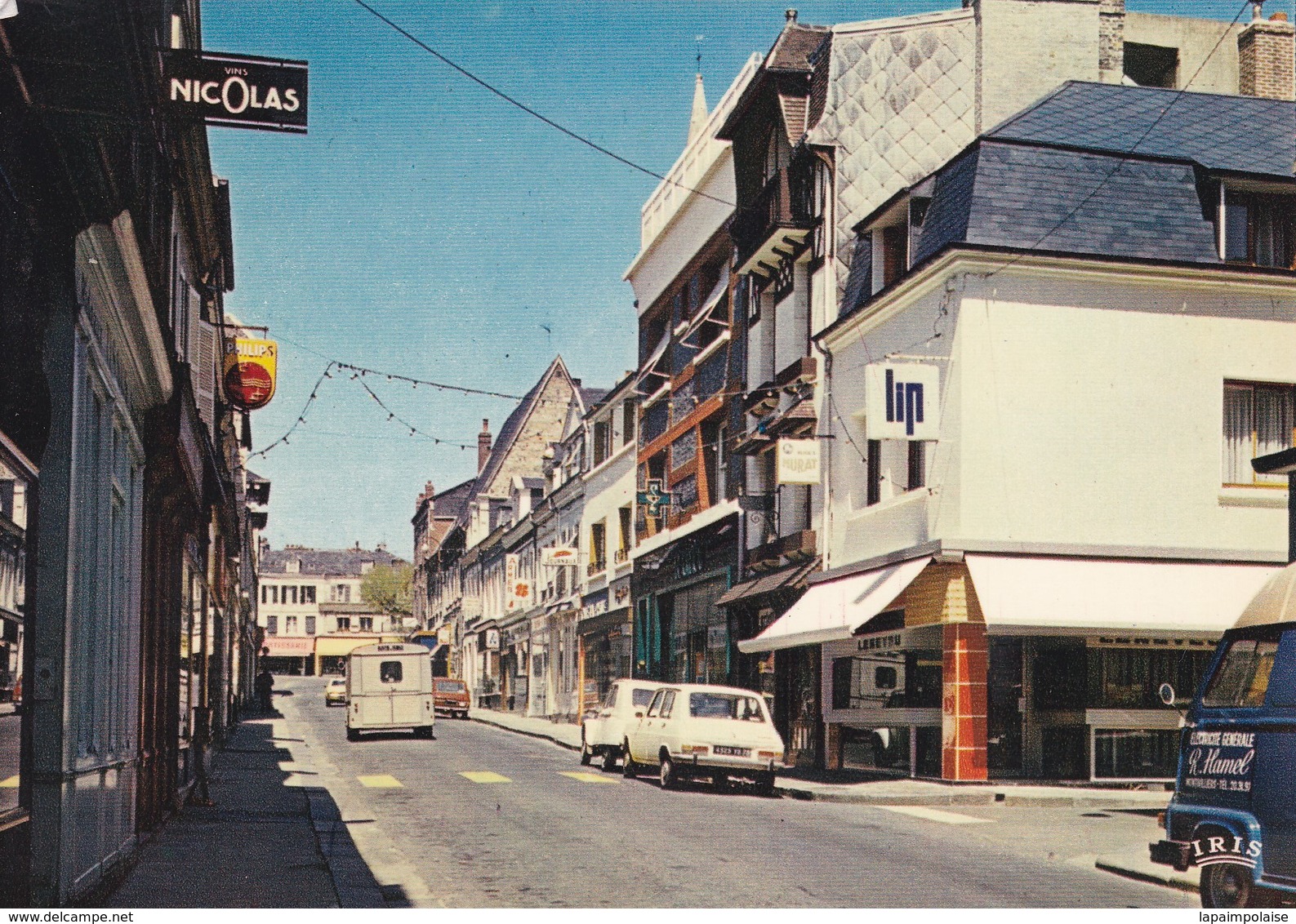 [76] Seine Maritime > Montivilliers La Rue Gambetta Superbe Citroen Nez De Cochon De Dos Et Une Estafette - Montivilliers