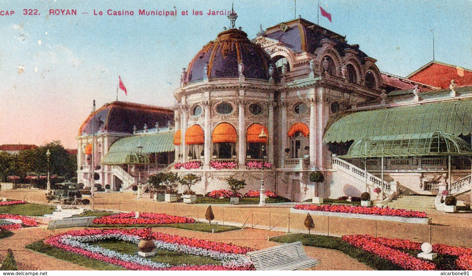 ROYAN - Le Casino Et Les Jardins - Royan