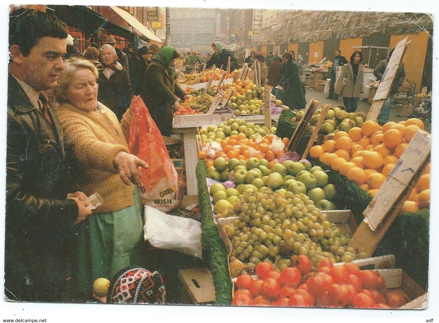 CP ANIMEE TYPICAL SCENE IN DUBLIN'S FAMOUS MOORE STREET, MARCHE AUX FRUITS, IRLANDE - Dublin