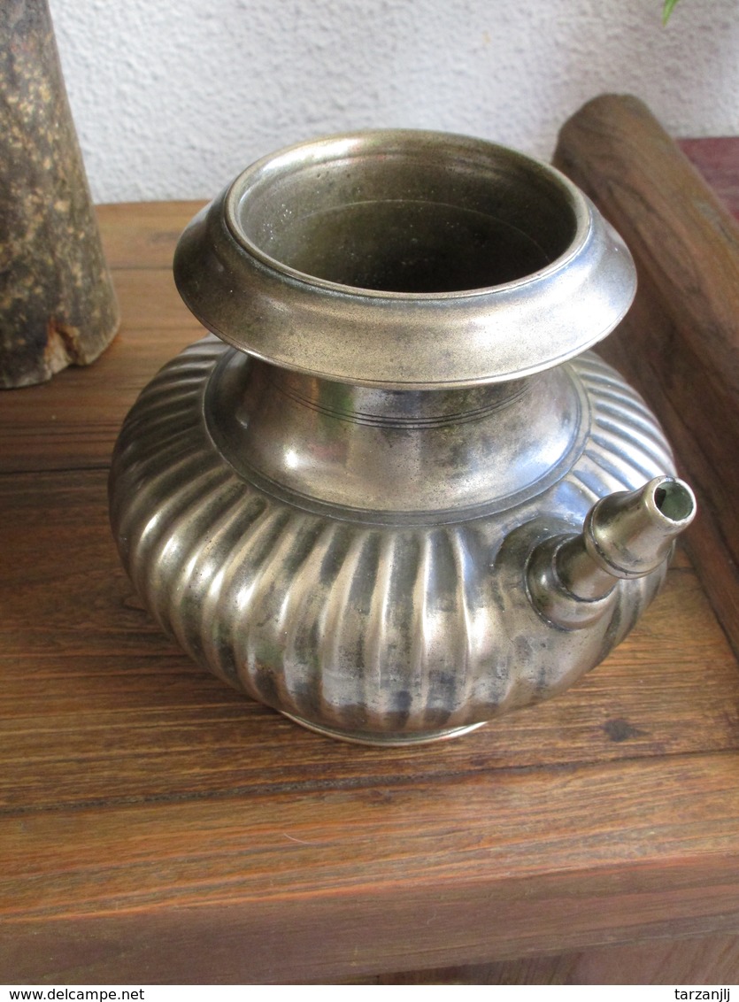 Pot à Eau XVIIIème Heavy Bronze Spouted Lota Deccan India. Mughal. Islamic Art - Oosterse Kunst