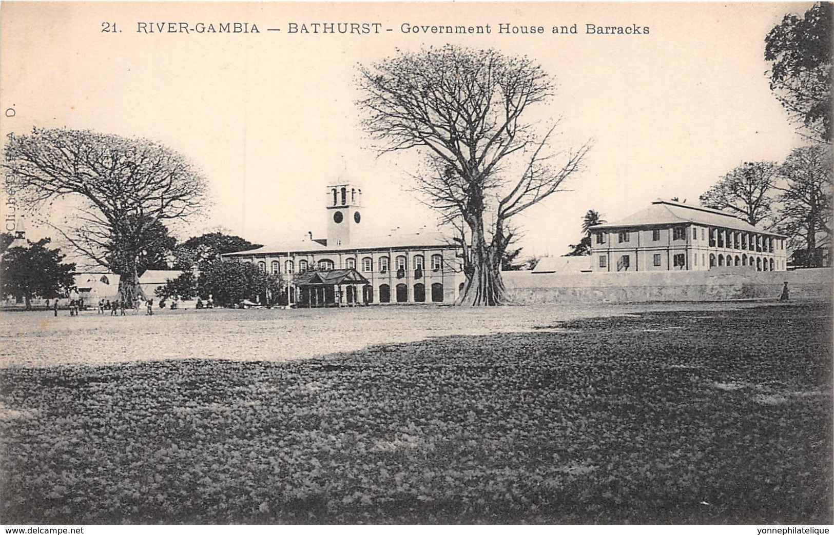 Gambie / 02 - Bathurst - Government House And Barracks - Gambie