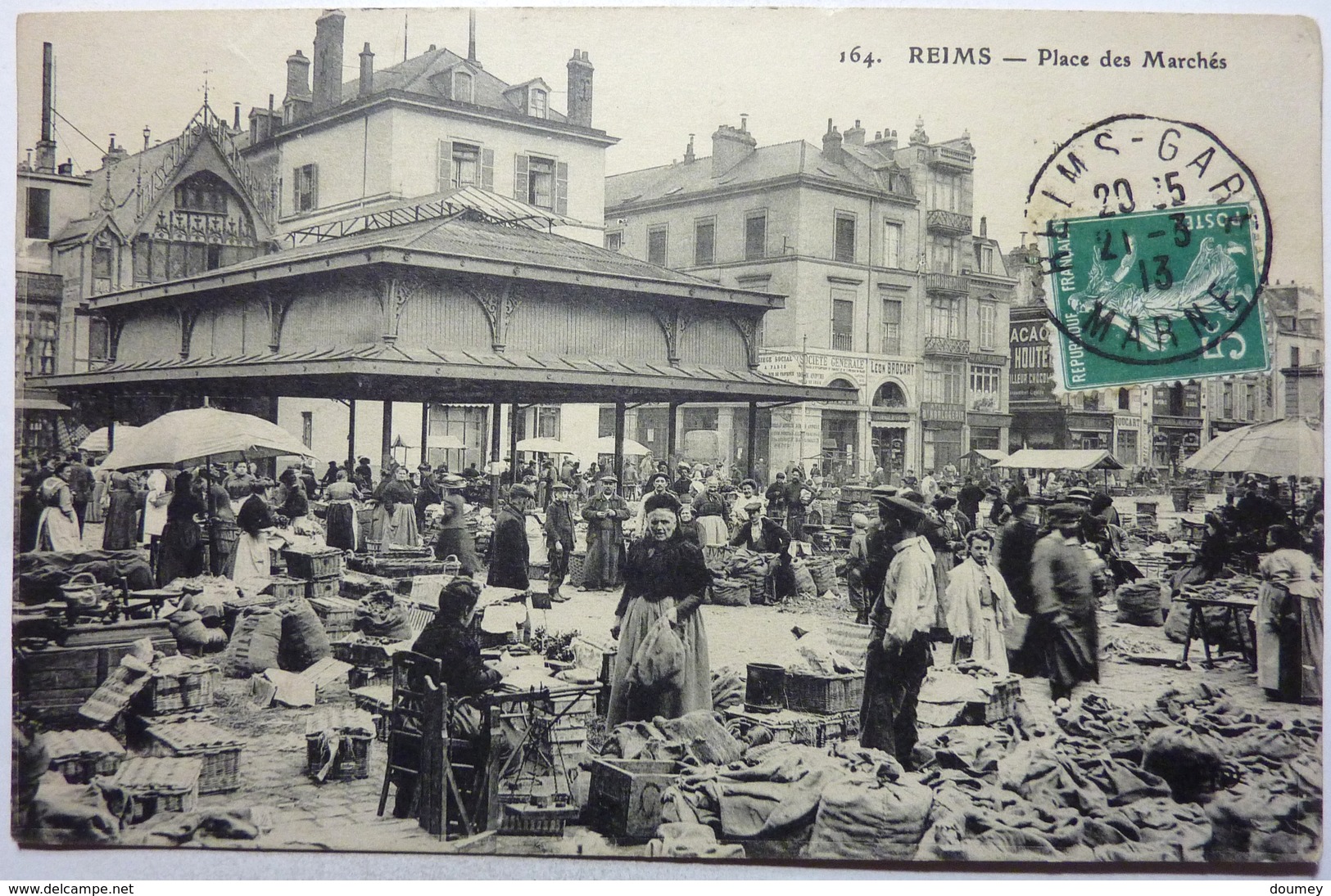 PLACE DES MARCHÉS - REIMS - Reims