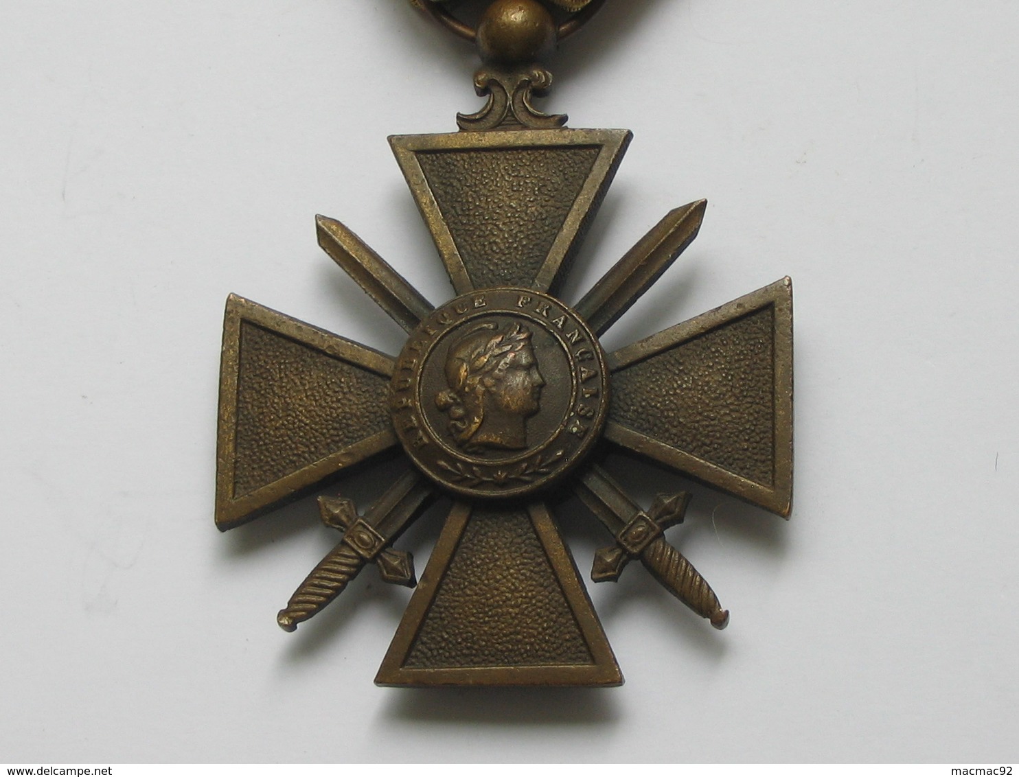 Médaille/Décoration - Croix De Guerre 1914-1918 Avec 3 Citations Et 2 Palmes    **** EN ACHAT IMMEDIAT **** - France