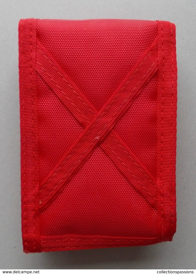 - Etui Pour Paquet De Cigarettes. COCA COLA - - Autres & Non Classés