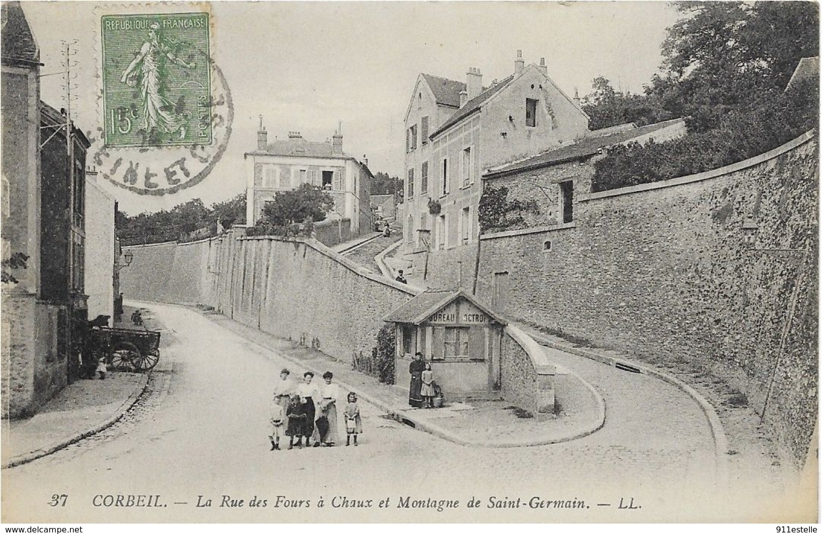 91 CORBEIL - LA RUE  DES FOURS  à CHAUX  Et MONTAGNE De SAINT GERMAIN. ( Le Bureau De L,OCTROI ) - Corbeil Essonnes