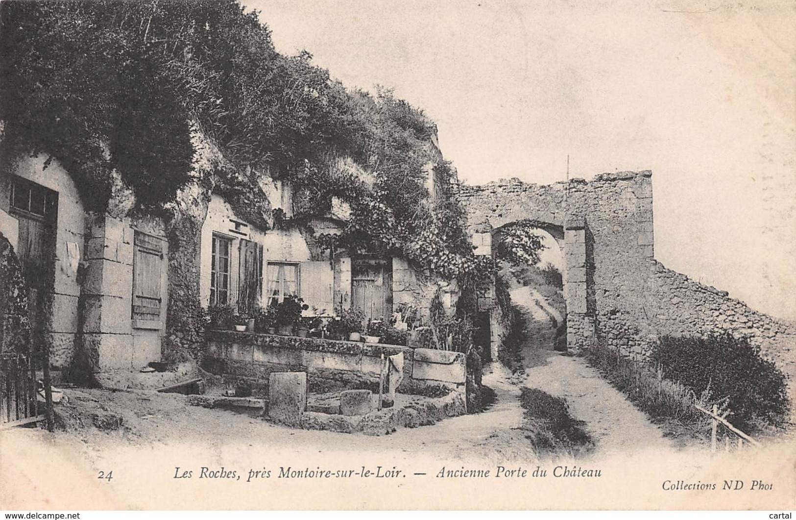 41 - Les Roches, Près MONTOIRE-sur-le-LOIR - Ancienne Porte Du Château - Montoire-sur-le-Loir