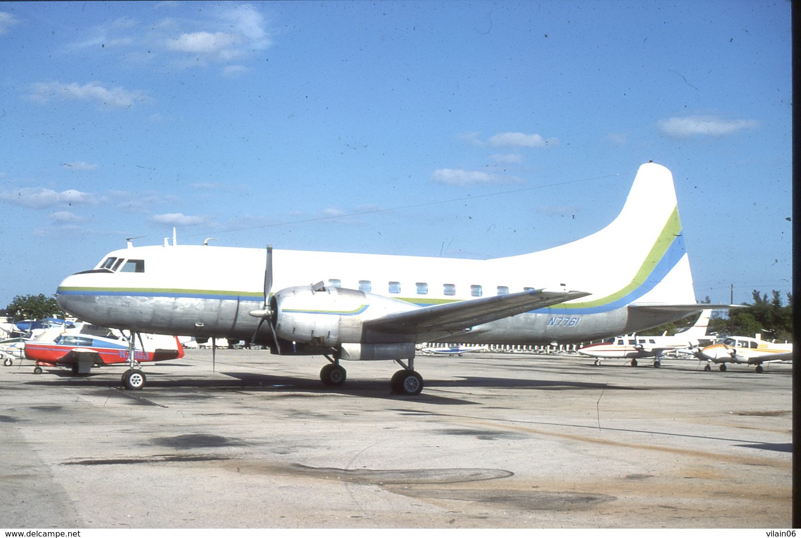 SLIDE / AVION / AIRCRAFT   KODAK  ORIGINAL    CONVAIR 440  N7761 - Diapositives