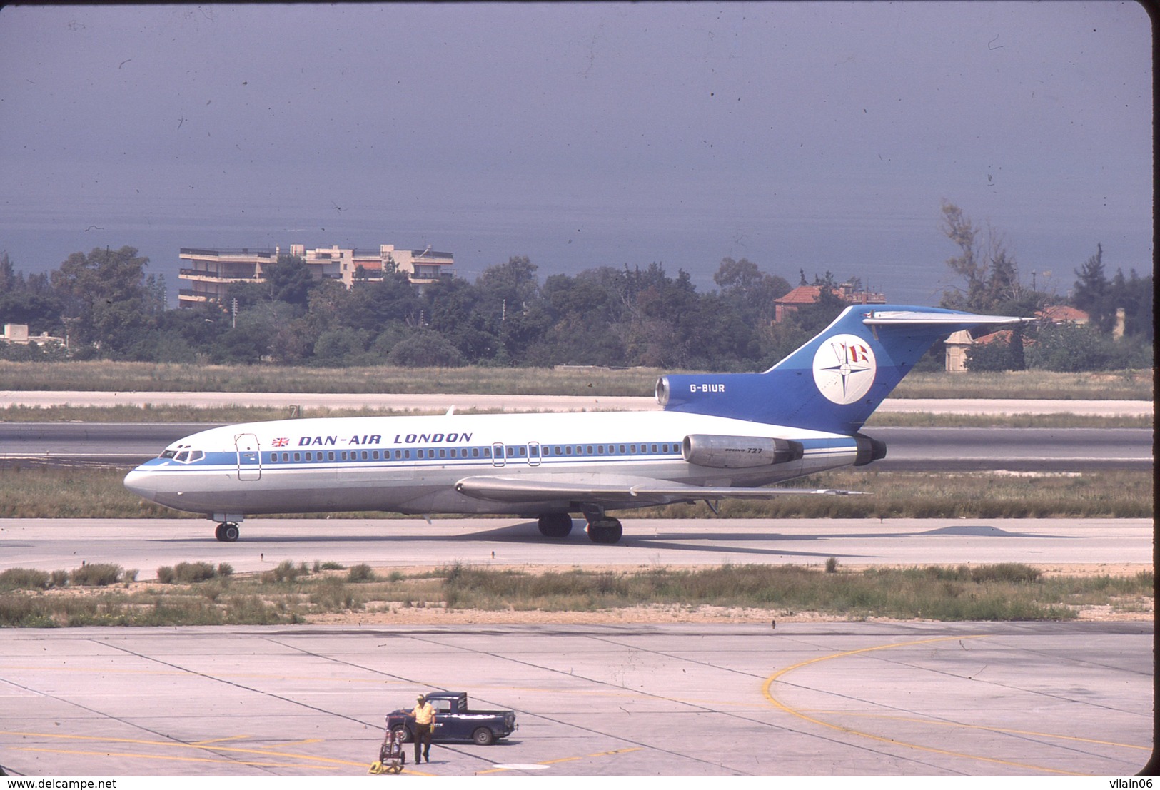 SLIDE / AVION / AIRCRAFT   KODAK  ORIGINAL  DAN AIR LONDON  B 727  G-BIUR - Diapositives