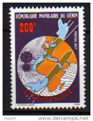 Bénin N° 388 X  Eurafrique ,  Trace De Charnière Sinon TB - Bénin – Dahomey (1960-...)