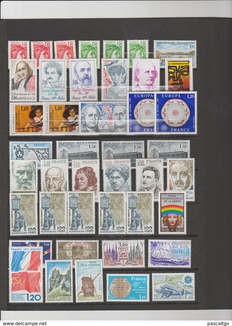 Blocs et carnets + vrac de timbres en nombre ** Faciale 193 euro