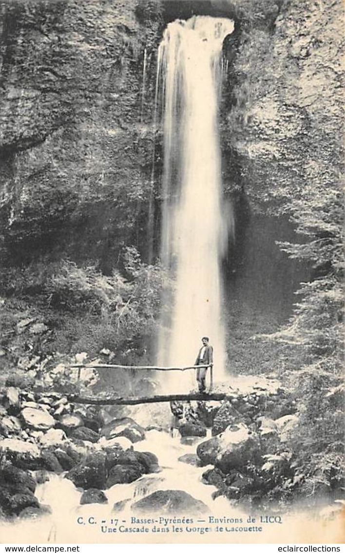 Licq         64       Cascade Dans Les Gorges De Cacahouette   (voir Scan) - Autres & Non Classés