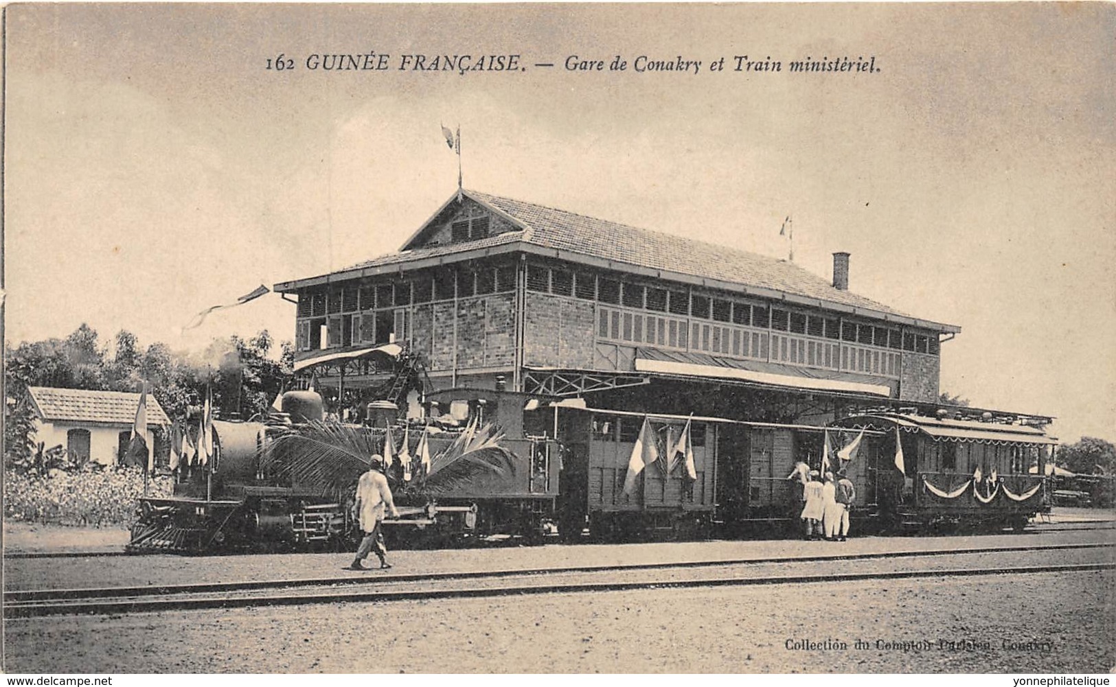 Guinée  Française / Topo - 155 - Gare De Conakry Et Train Ministériel - Guinée Française