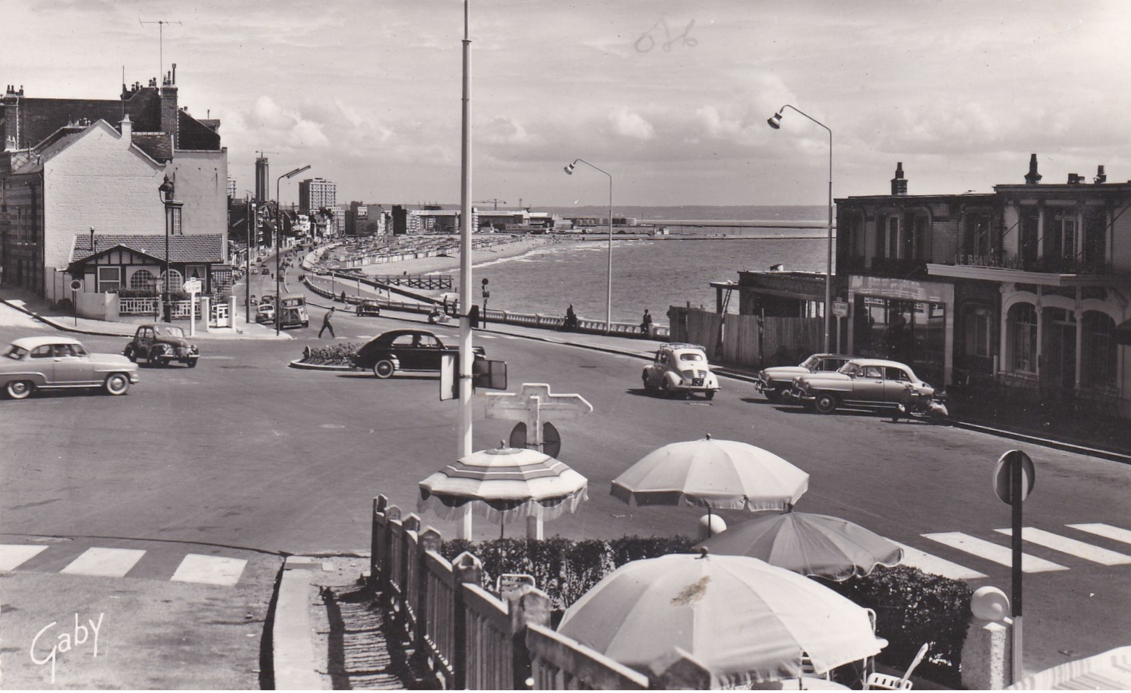 N° 14  SAINTE ADRESSE  LA PLACE CLEMENCEAU - Sainte Adresse