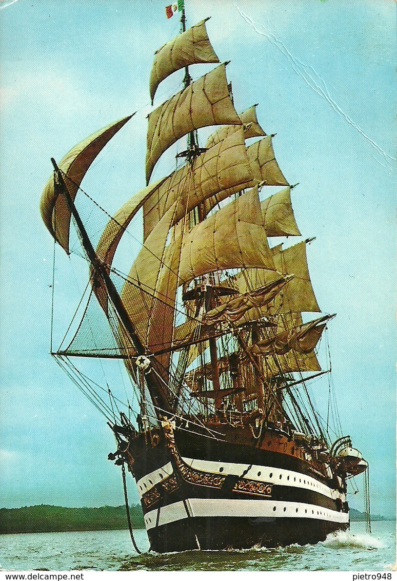 Veliero, Nave Scuola "Amerigo Vespucci" In Navigazione - Velieri