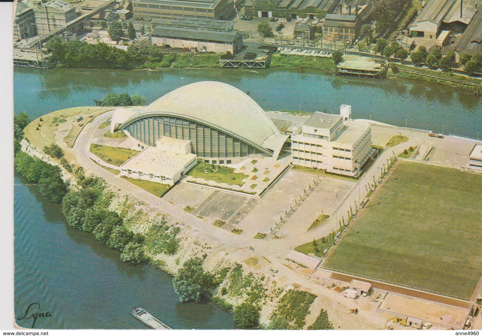 Saint Ouen   Vue Aerienne De L'ensemble Sportif De L'ile De Vannes - Soccer