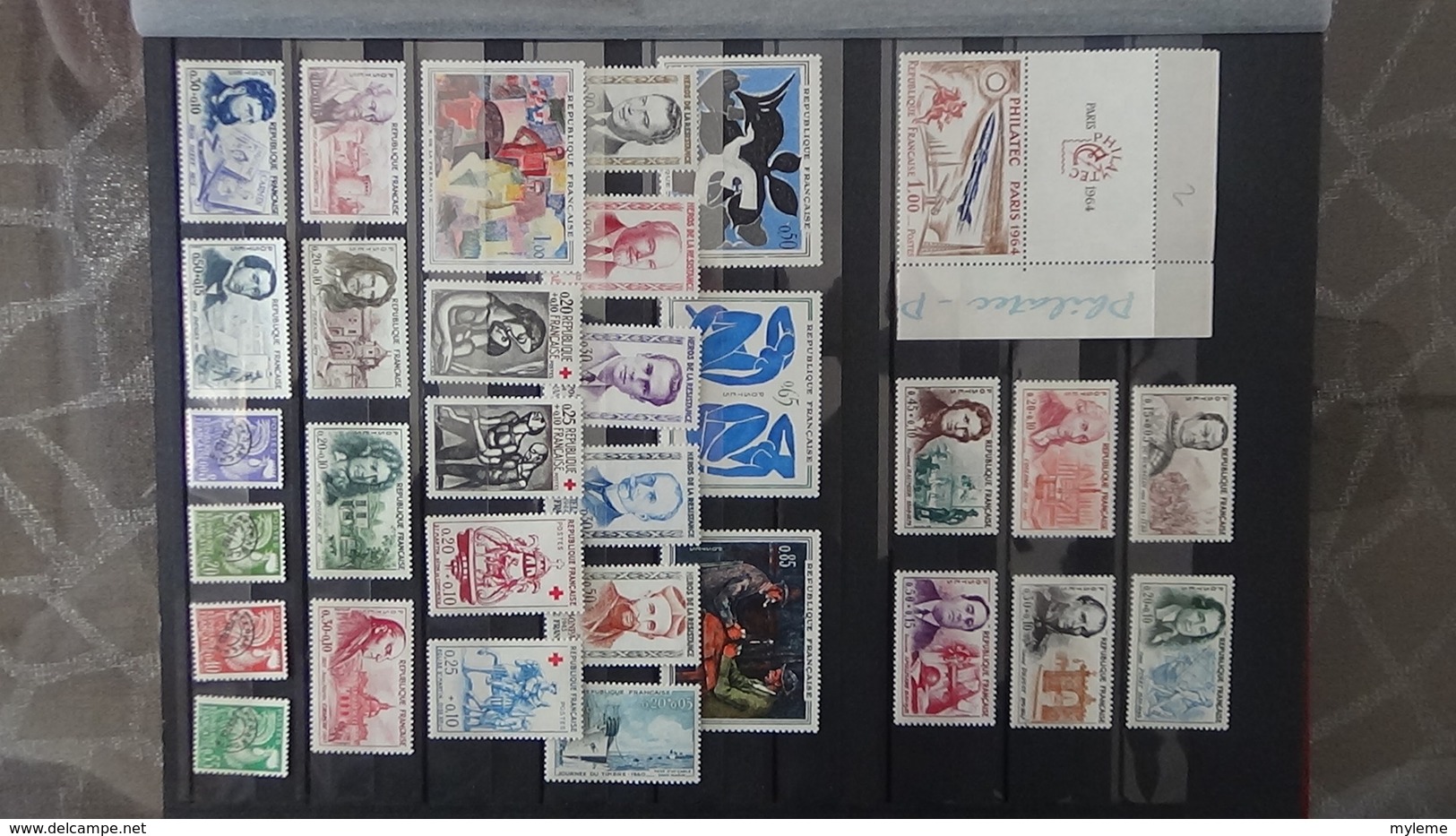 Timbres Et Blocs ** D'EUROPE Dont France Feuille N° 833A **  Bande 580A ** Et Autres Côte +++. Voir Commentaires !!! - Collections (en Albums)