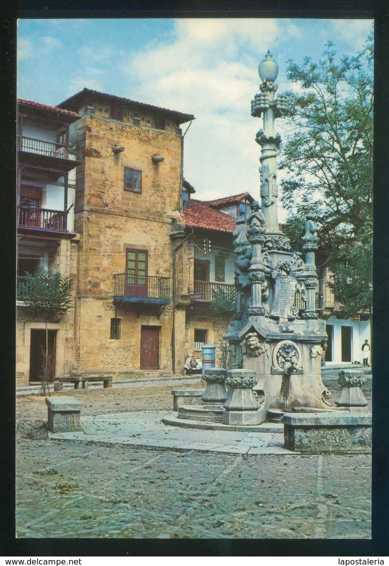 Comillas. *Fuente De Tres Caños Y Calle De Los Arzobispos* Ed. Foto Imperio. Nueva. - Cantabria (Santander)