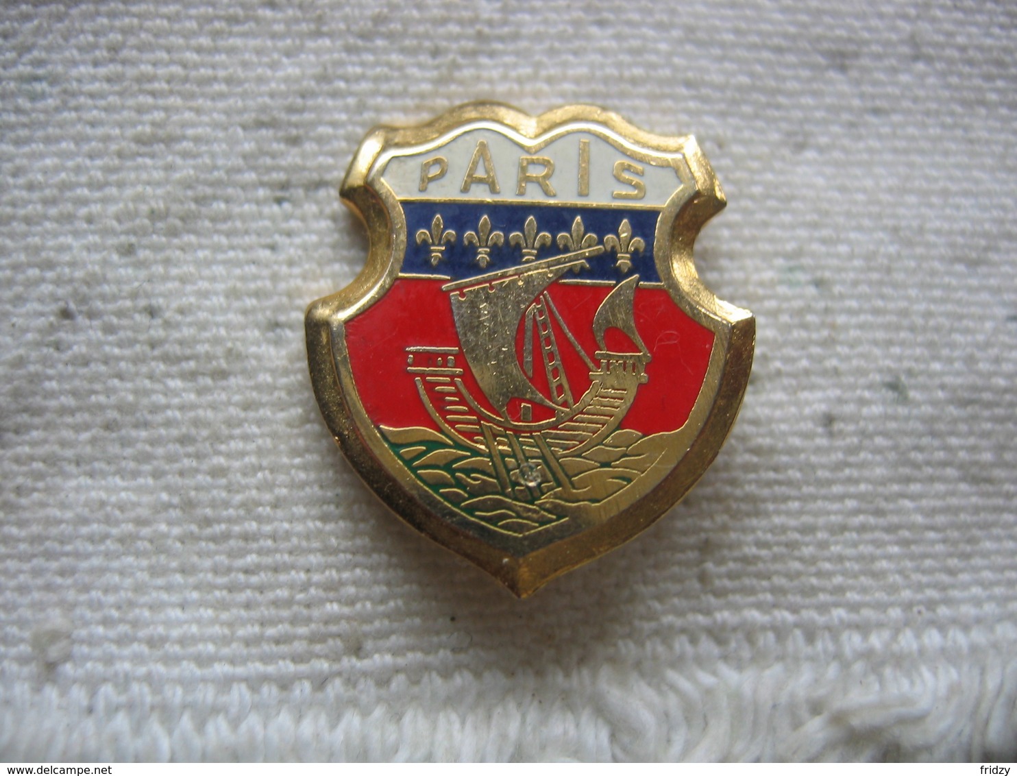 Pin's Des Armoiries De La Ville De PARIS - Villes