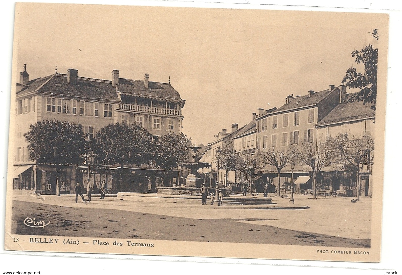 BELLEY .  PLACE DES TERREAUX  . CARTE NON ECRITE - Belley