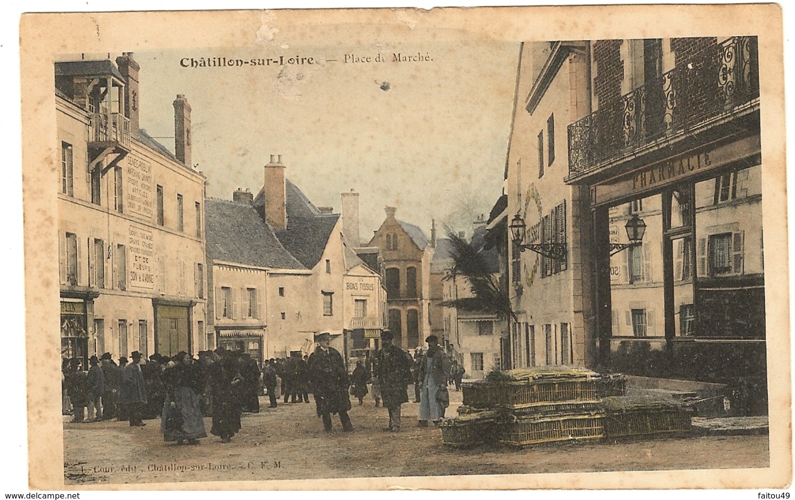 CHATILLON SUR LOIRE - Place Du Marché (bien Regarder) 182 - Chatillon Sur Loire