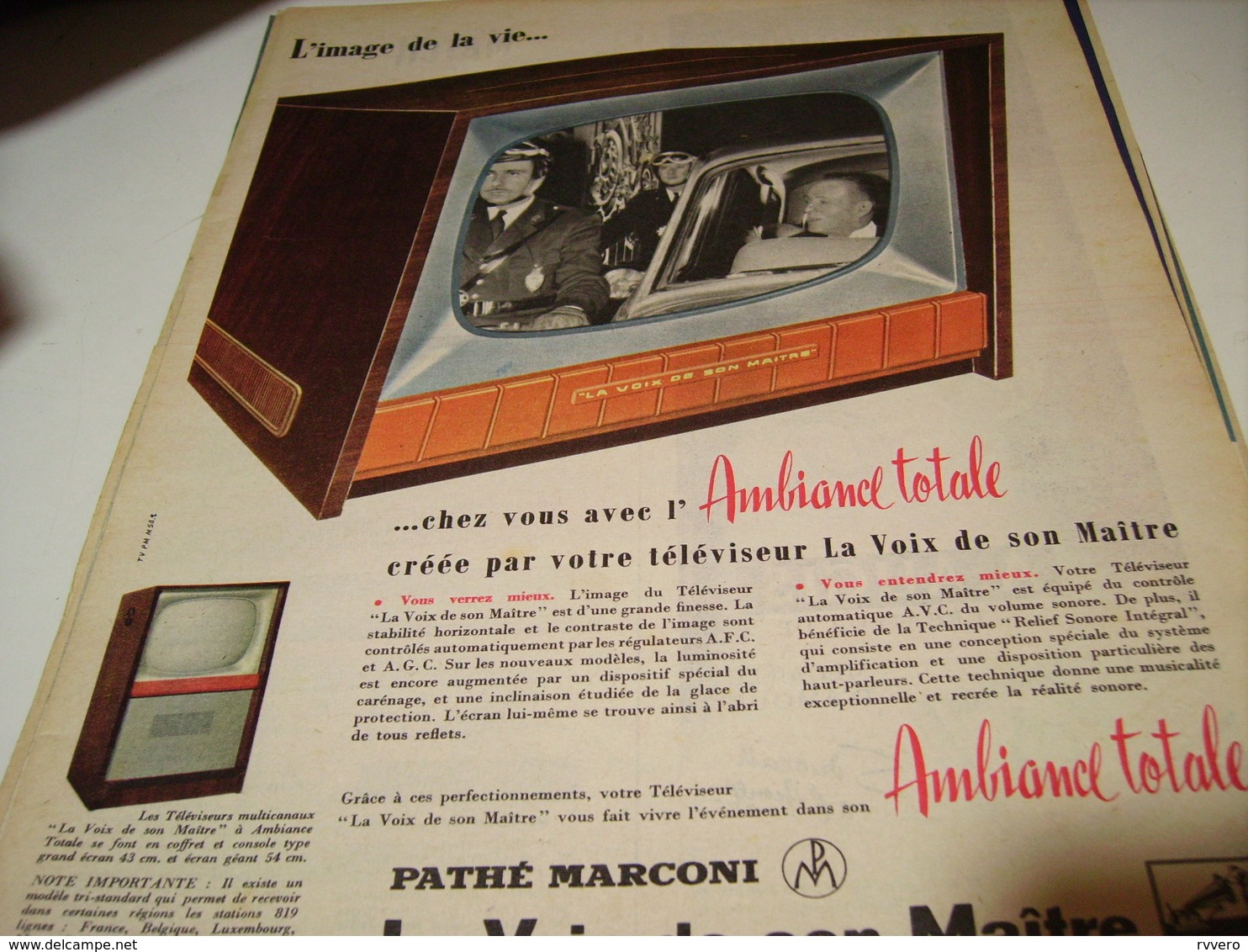 ANCIENNE PUBLICITE TELEVISION AMBIANCE TOTALE LA VOIX DE SON MAITRE 1958 - Posters