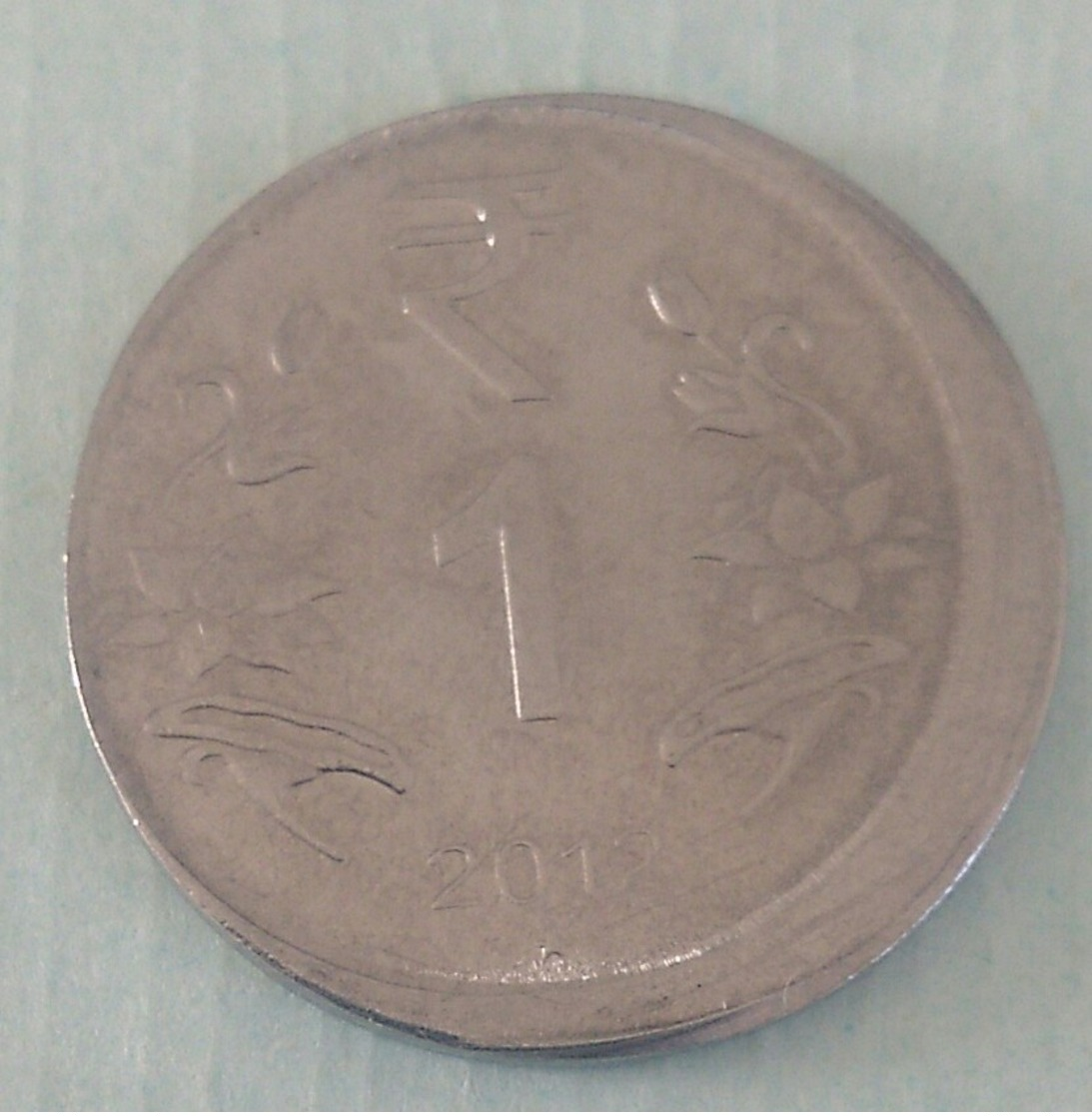 Hyderabad Mint.. 2012..Error Circulated Coin - India