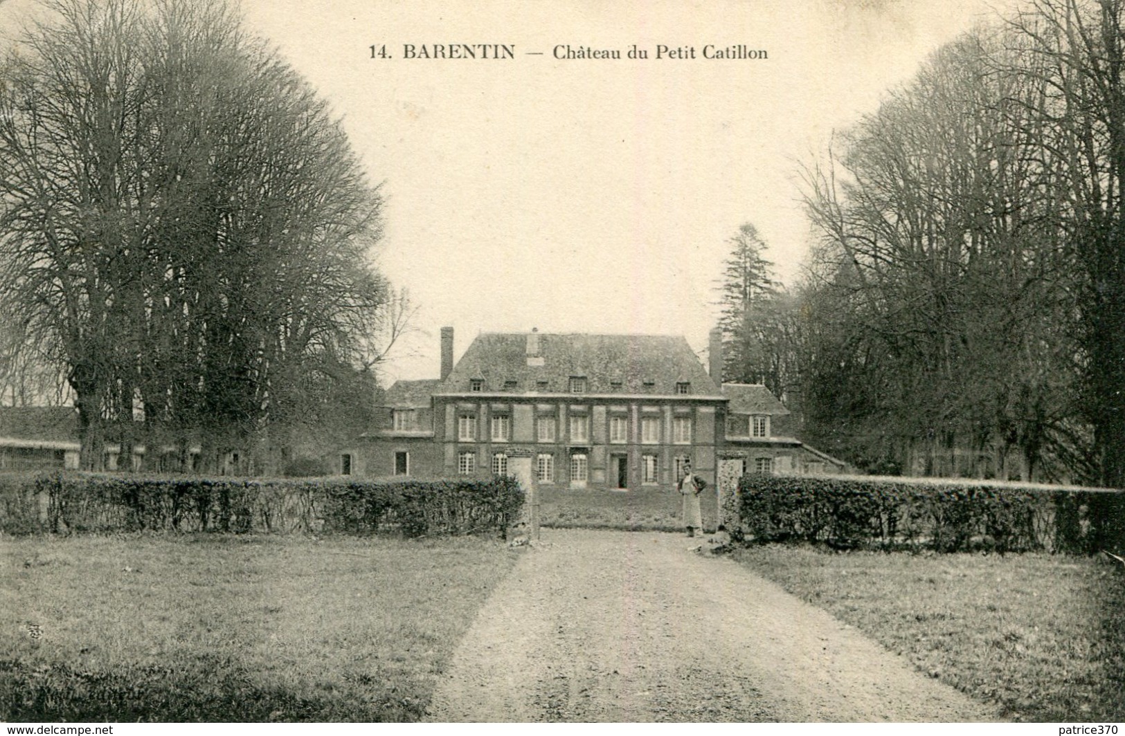 BARENTIN - Château Du Petit Catillon Un Employé - Barentin