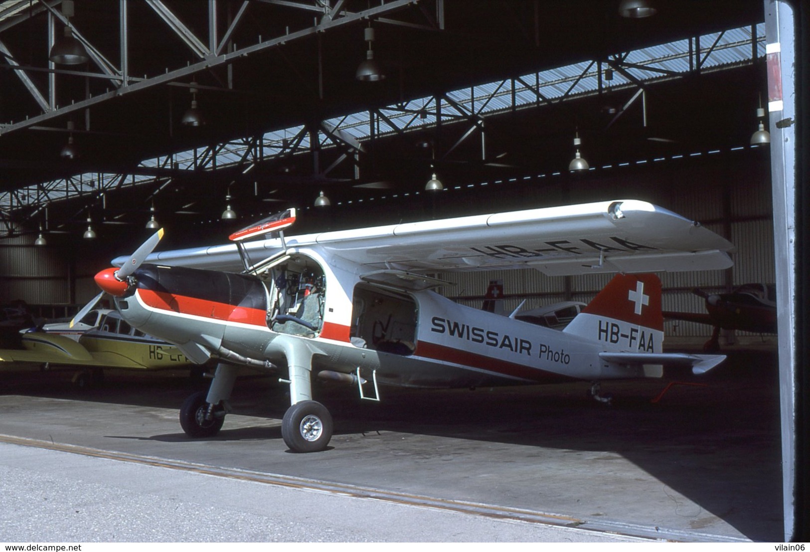 SLIDE / AVION / AIRCRAFT   ORIGINAL  SWISSAIR PHOTO  DORNIER DO 27  HB-FAA - Diapositives