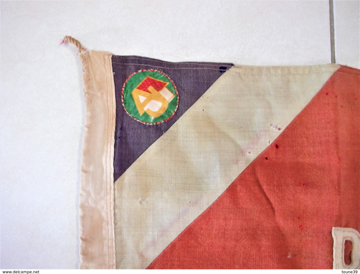 Rare  DRAPEAU Ou FANION D' AUBERGE De JEUNESSE  R.B - Scoutisme