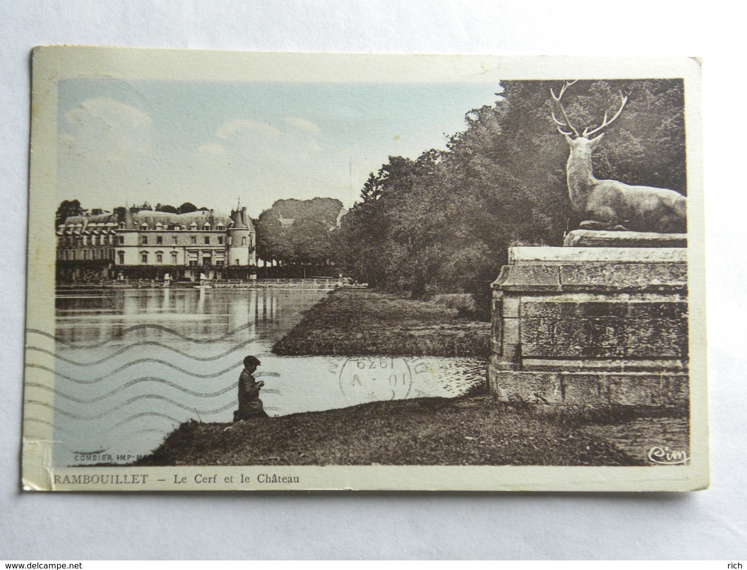 CP (78) Yvelines - RAMBOUILLET - Le Cerf Et Le Château - Rambouillet