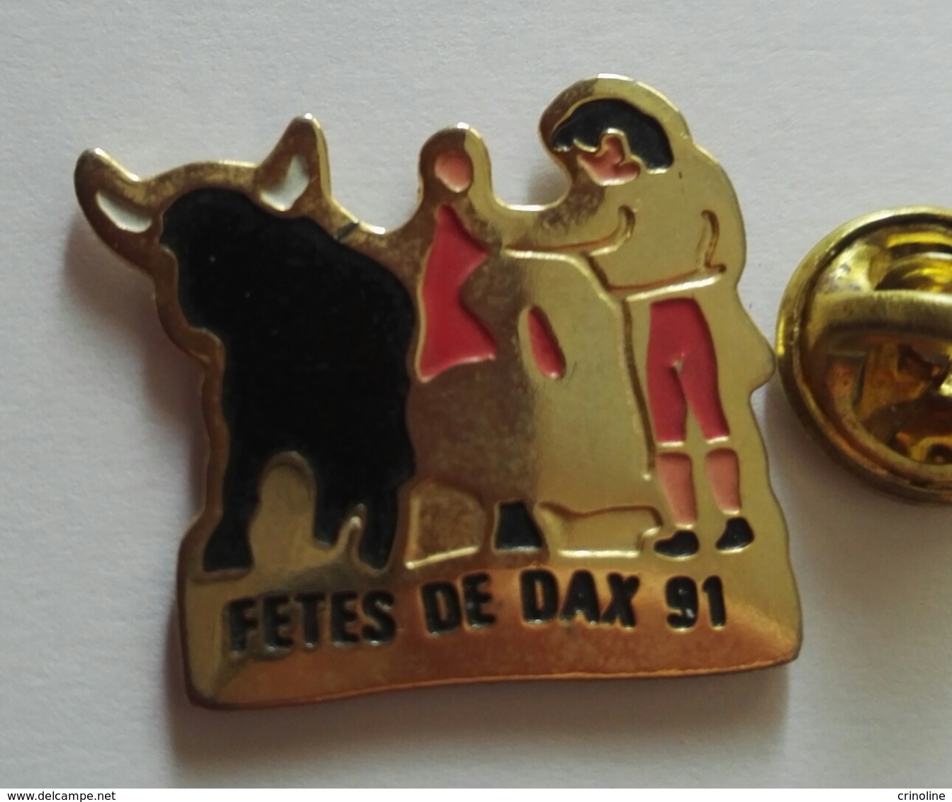 Pin's Fètes De Dax Taureau Ferria Animaux - Autres & Non Classés