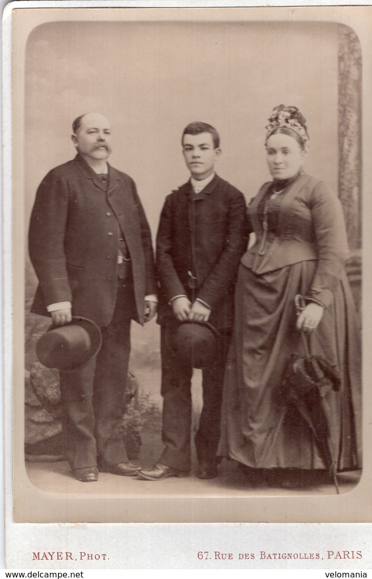 Photo Portrat De Famille " René Et Ses Grands Parents, Famille Rodier" - Autres & Non Classés