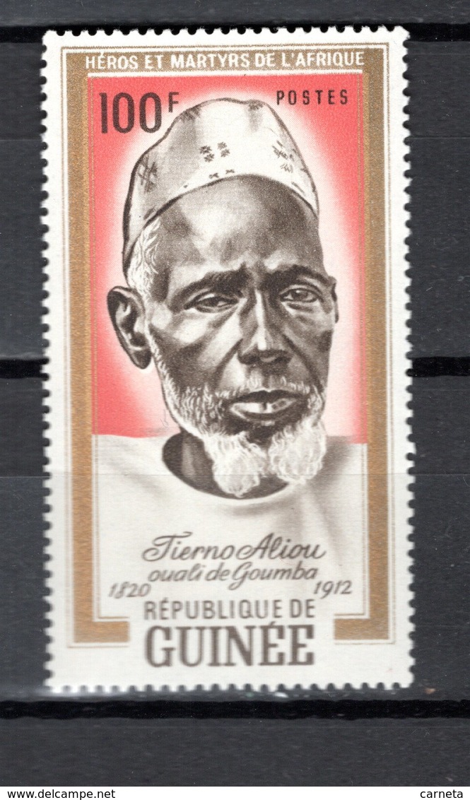 GUINEE N° 119  NEUF SANS CHARNIERE COTE 2.20€  HERO AFRICAIN - Guinée (1958-...)