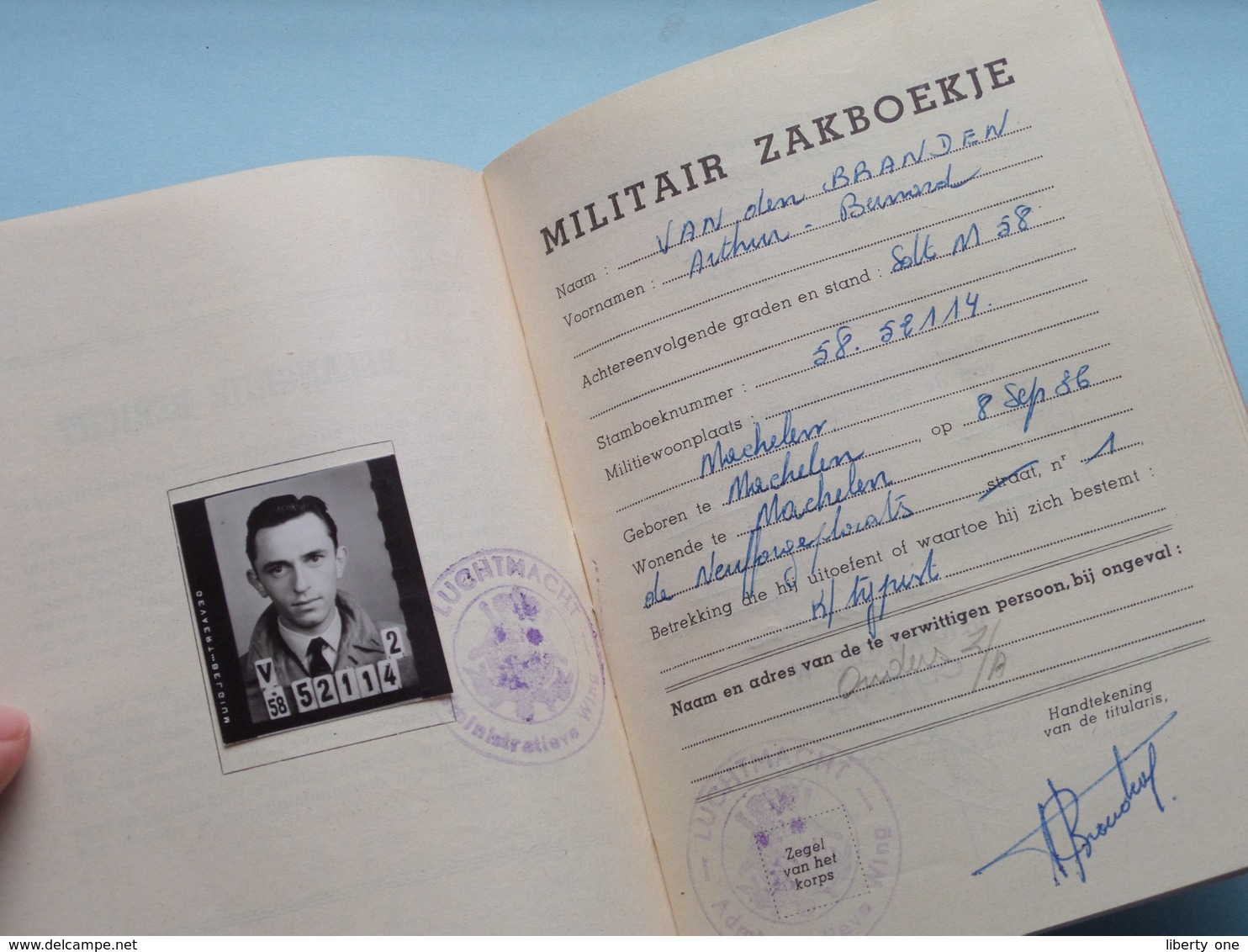 Militair ZAKBOEKJE + I.D. + Allerlei Dokumenten ( éénzelfde Persoon / Van Den Branden ) Anno 1958 ( Zie Foto's ) ! - Documents