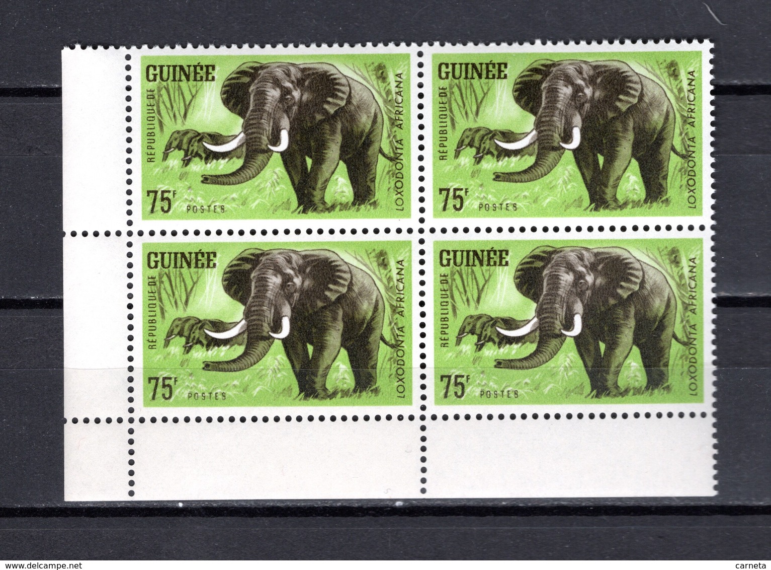 GUINEE N° 205  BLOC DE QUATRE  NEUF SANS CHARNIERE COTE 8.00€  ANIMAUX ELEPHANT - Guinée (1958-...)