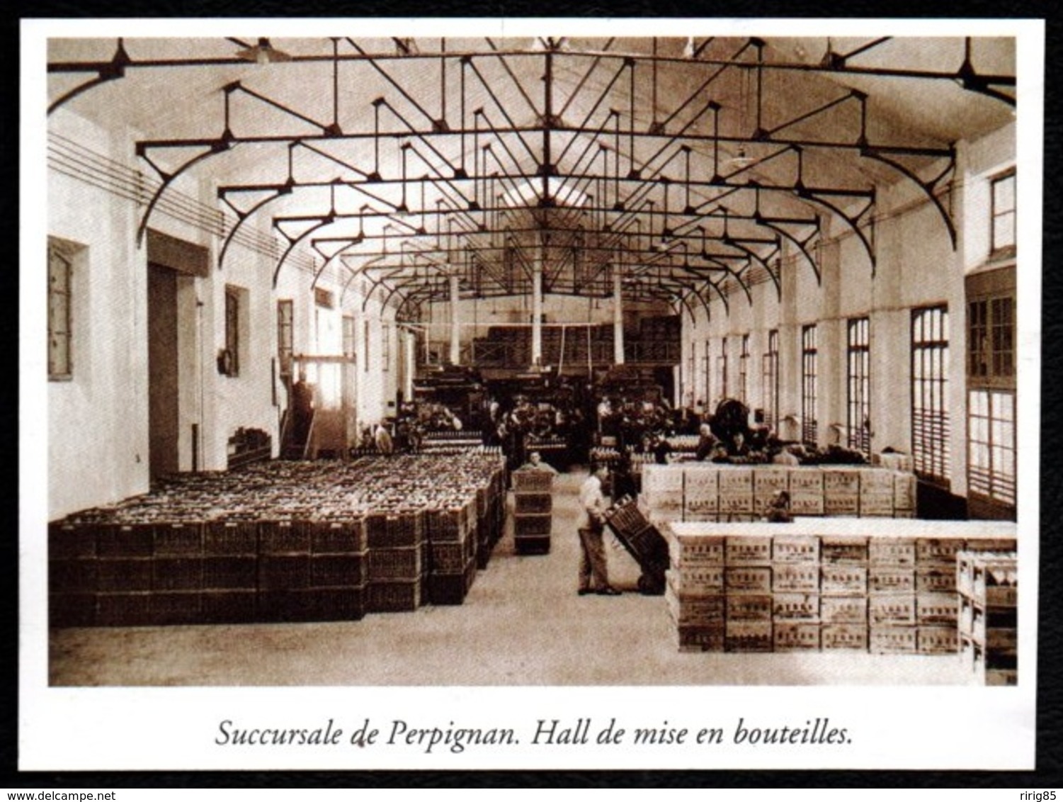 2000  --  SUCCURSALE BYRRH DE PERPIGNAN  HALL DE MISE EN BOUTEILLES  3Q156 - Non Classés