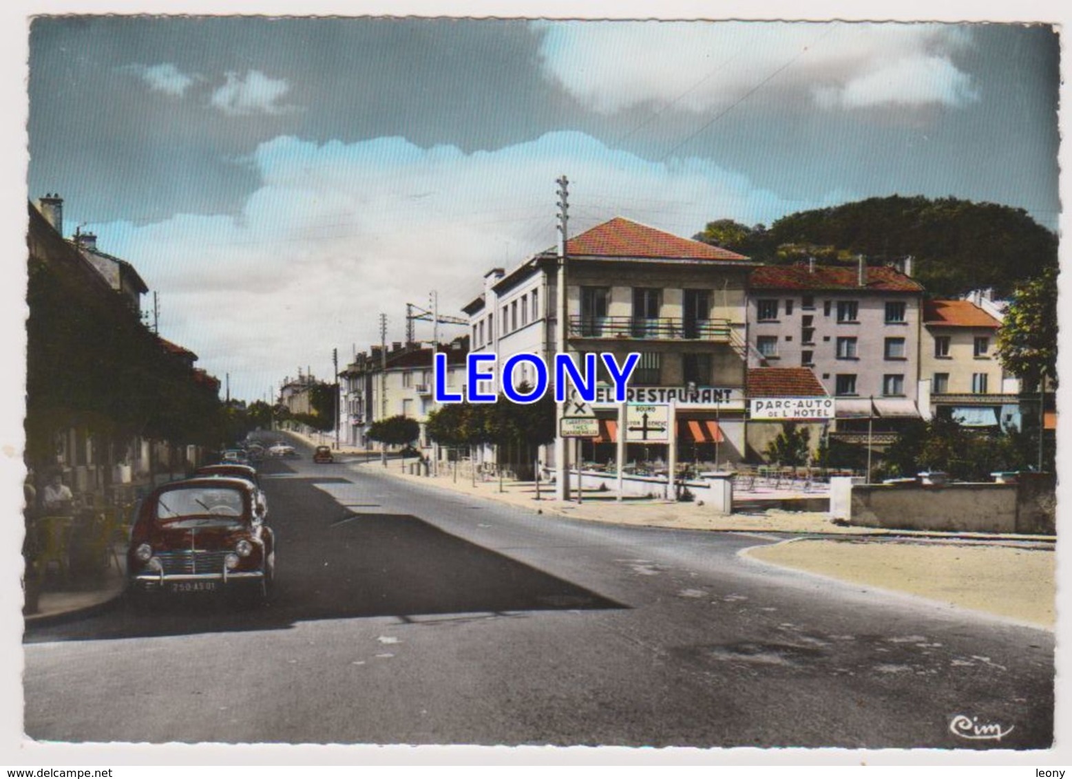 CPM De PONT D'AIN (01) - Les QUATRE VENTS  N° 400 - VOITURES - Non Classés