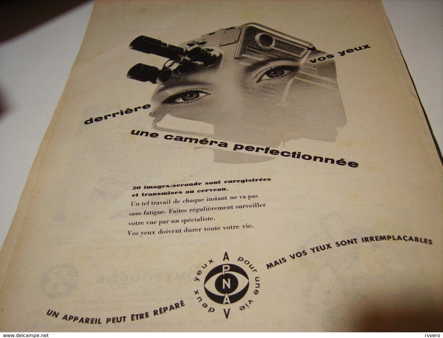 ANCIENNE AFFICHE  PUBLICITE CAMERA PERFECTIONNEE  1958 - Autres & Non Classés