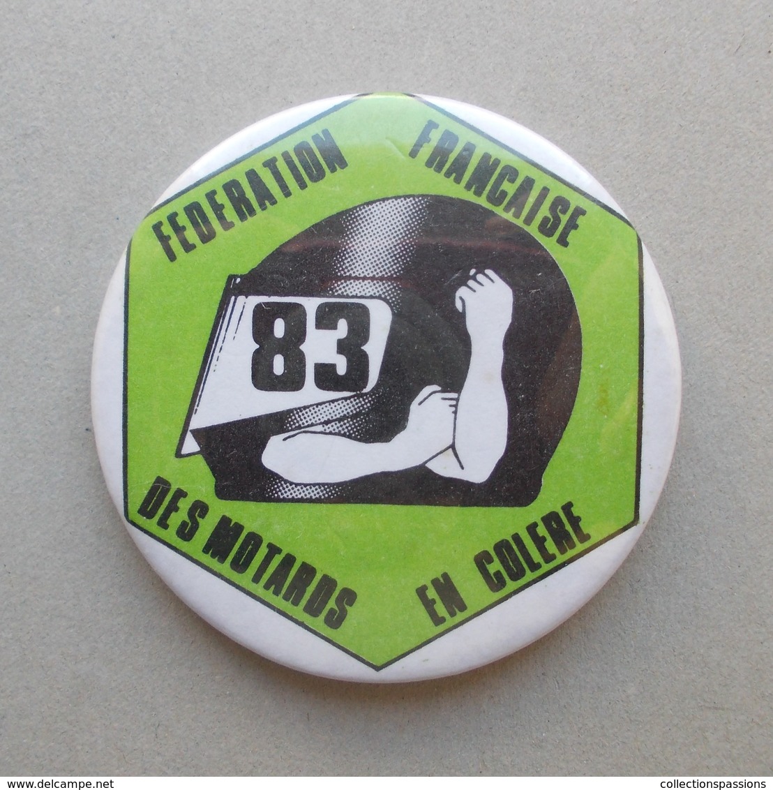 - Badge. Fédération Française Des Motards En Colère - FFMC - 83 - - Motos