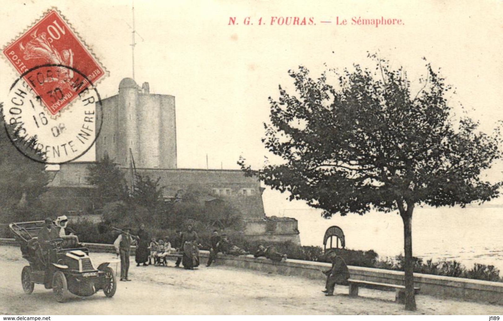 17 - Charente Maritime - Fouras - Le Semaphore - Automobile - C 2572 - Fouras-les-Bains