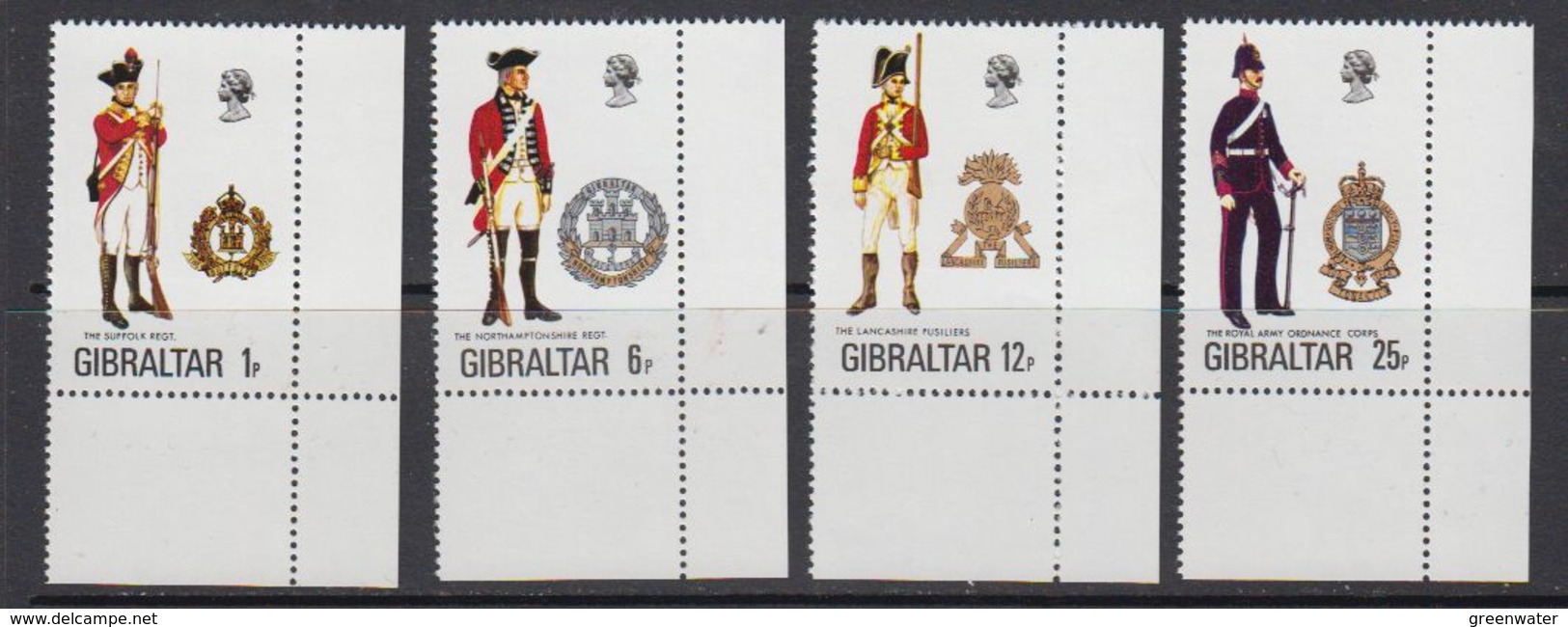 Gibraltar 1976 Uniforms 4v (corners) ** Mnh (41505E) - Gibraltar