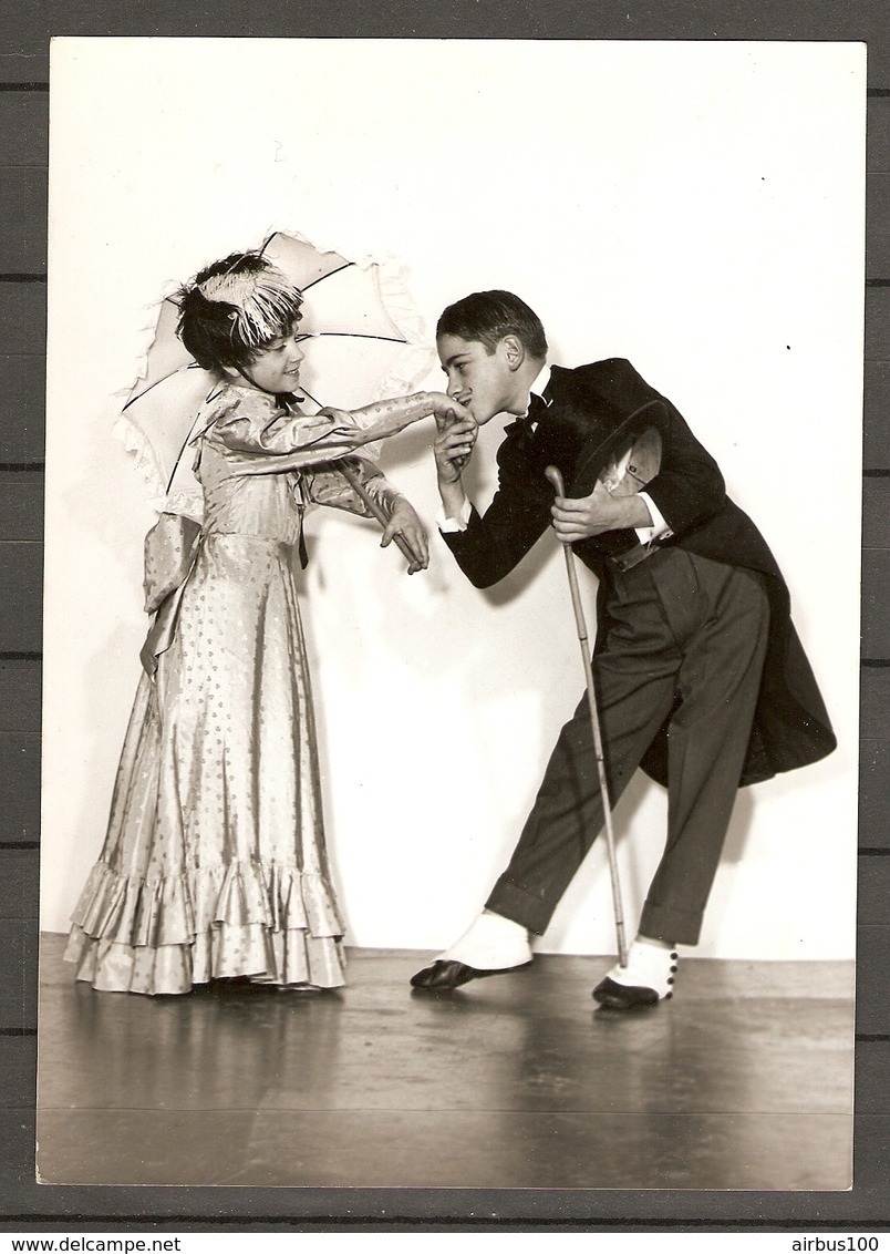 PHOTO ORIGINALE - PETIT GARCON PETITE FILLE DANCEUR - BELLE ÉPOQUE OMBRELLE - SMALL BOY SMALL GIRL - UMBRELLA - Persone Anonimi