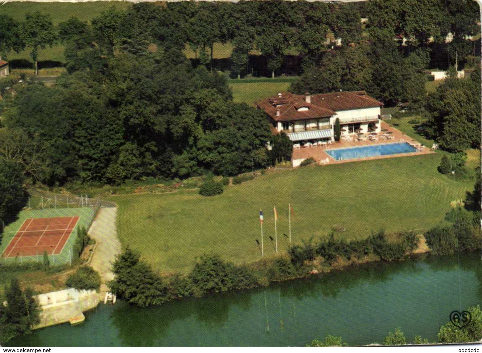 LA RESERVE Fonvialane ALBI  Piscine Tennis Vue Aerienne Colorisée RV - Albi