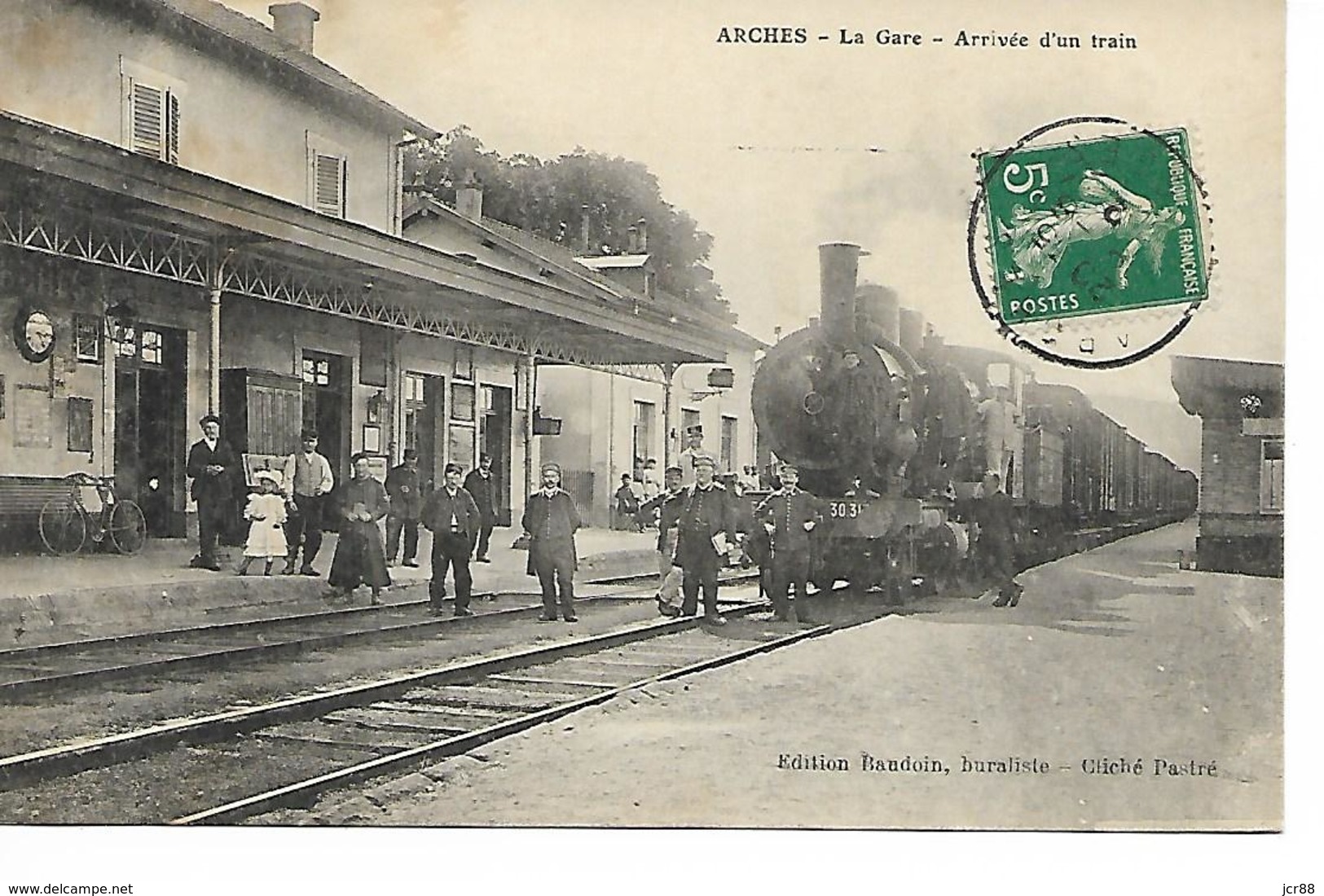 Vosges - 88 - Arches - La Gare - Arrivée Du Train - Arches